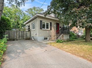 1197 Emperor Ave, Ottawa, ON K1Z 8C3