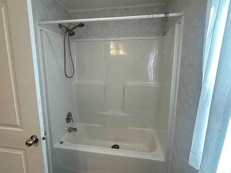 11 Zekes Ln — Photo 18