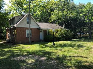 4713 Griffin St, Moss Point, MS 39563