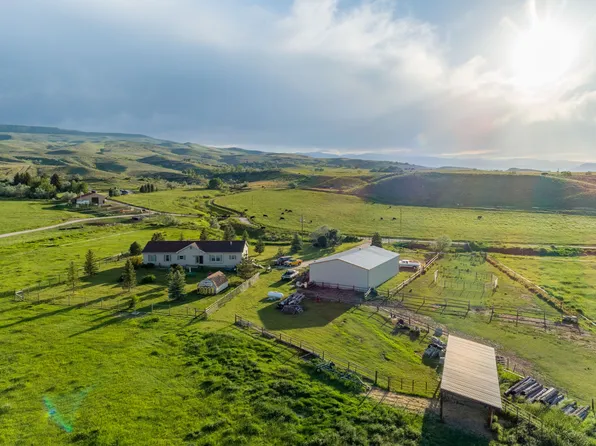 46 Lower Iiams Rd, Lander, WY 82520