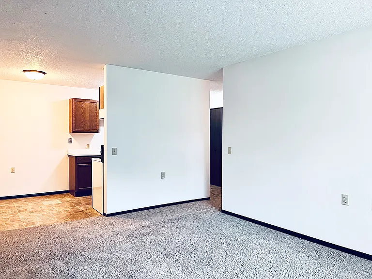 Windom Apartments — Photo 9