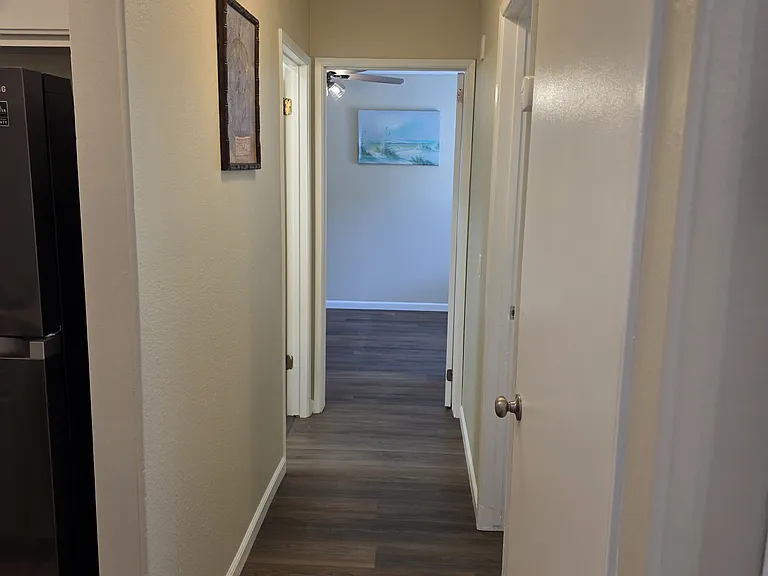 272 Galano Plz — Photo 19