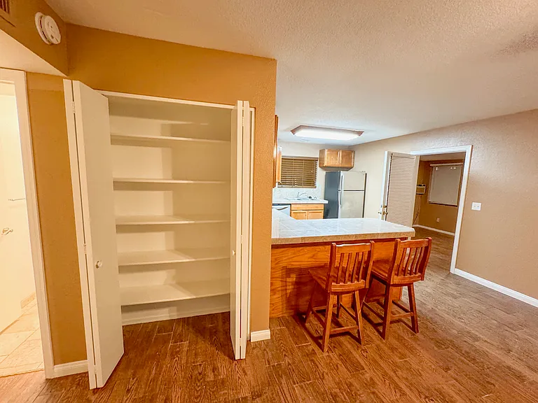 630 E Jensen St #158 — Photo 6