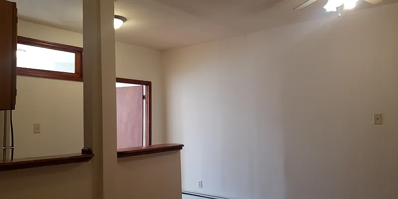 Rented by MCR Realty | media 10