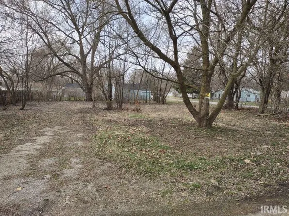 52683 Ida St, South Bend, IN 46637