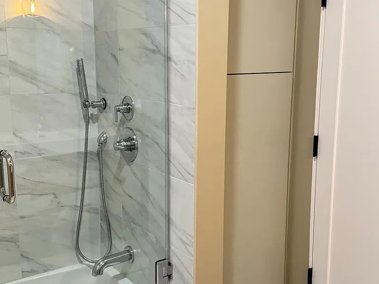 1744 Butler Ave #205 — Photo 9