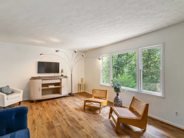 3345 Sharon Cir, Cumming, GA 30041