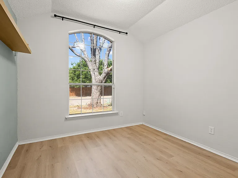 6808 Cedar Shadow Dr — Photo 15