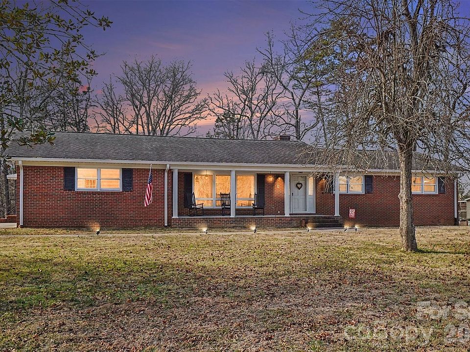 1st image of 2401 Penninger Rd