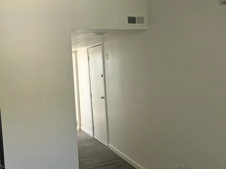227 Renner St #4 — Photo 22