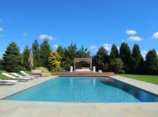 262 Mecox Rd, Water Mill, NY 11976