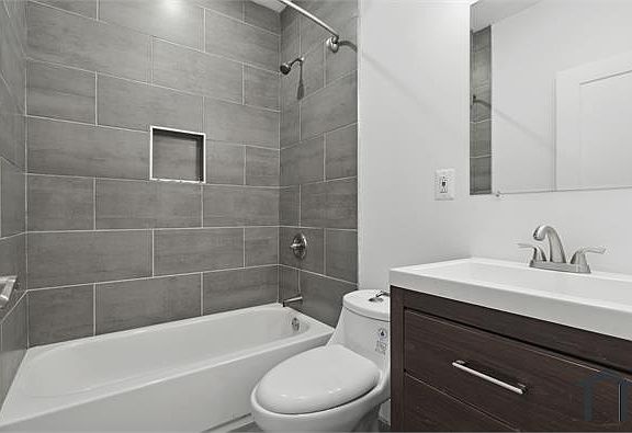 4th image of 2718 N 11th St #1