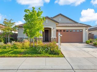 1430 Stonecrop Ln, Dixon, CA 95620