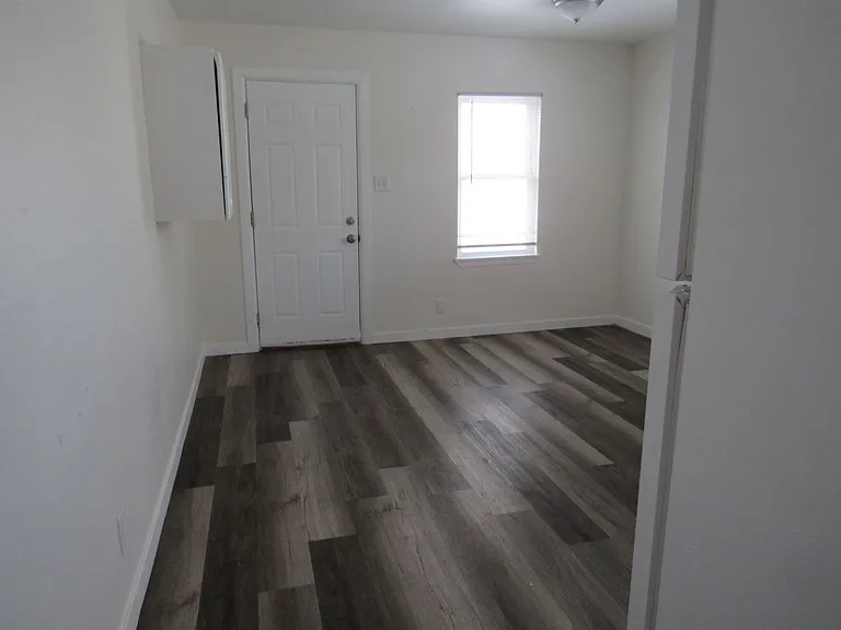 Updated Duplex Unit — Photo 3
