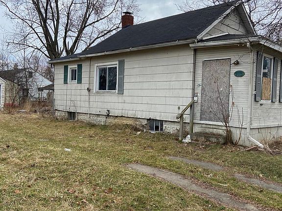 2nd image of 915 Stocker Ave