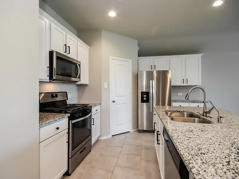 20117 Lecrete Mill Dr — Photo 5