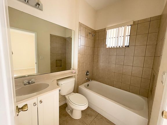 5th image of 1734 Coriander Dr #1