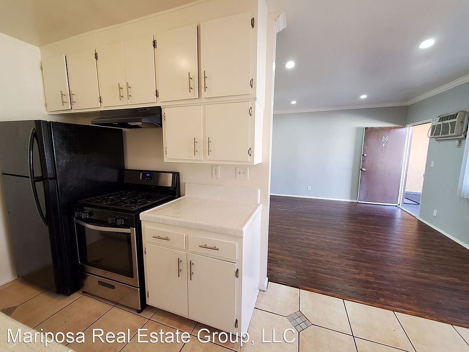 1st image of 128 S Mariposa Ave APT 26