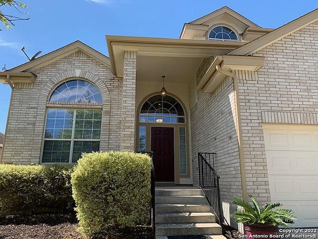 1st image of 614 Calhoun Dr