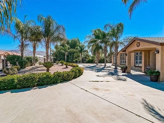 3rd image of 29179 Alicante Dr