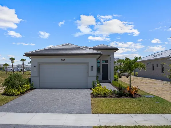 8065 SW Andrea Way, Port Saint Lucie, FL 34987