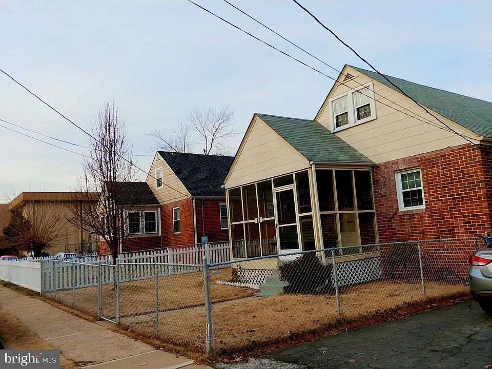 2nd image of 13 Leadbeater St