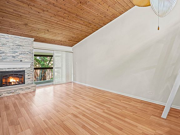 3rd image of 14517 Sussex Ct Penthouse 3