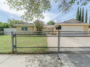 944 Burr St, Corona, CA 92882