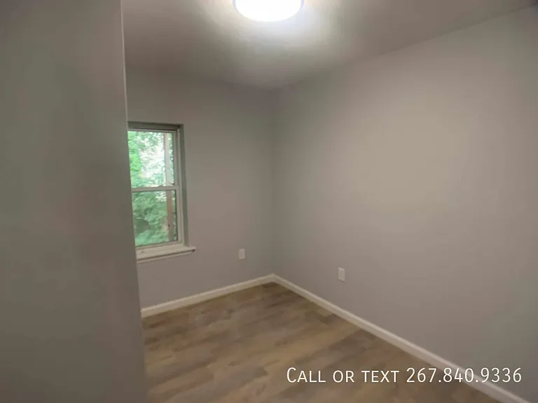 4 Columbia Ave #1DOWN — Photo 2
