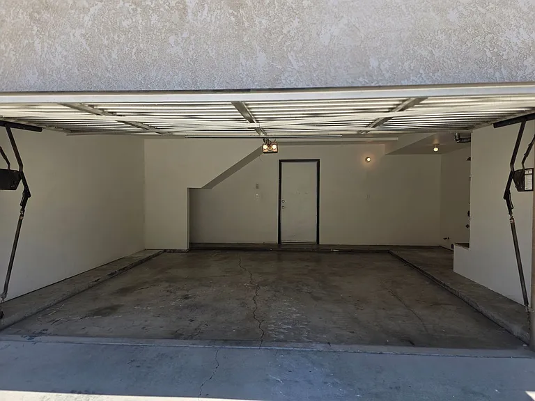 8110 Laborough Dr — Photo 17