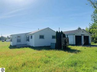 948 N Turnerville Rd, Lake City, MI 49651