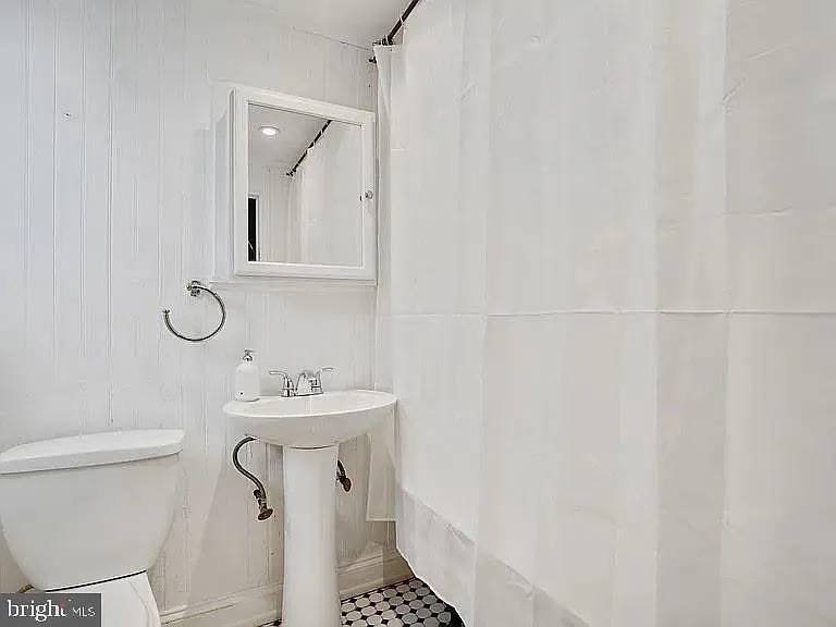 426 Shepherd St NW — Photo 11