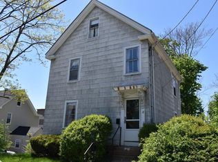 2 Walnut Ct, Woburn, MA 01801