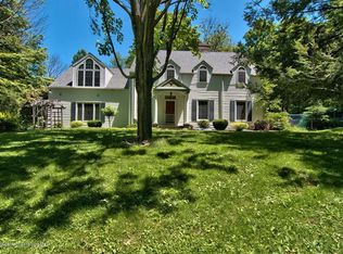 206 Braewood Rd, Dalton, PA 18414