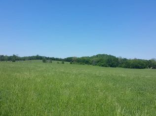 2 Lunns Store Rd, Chapel Hill, TN 37034