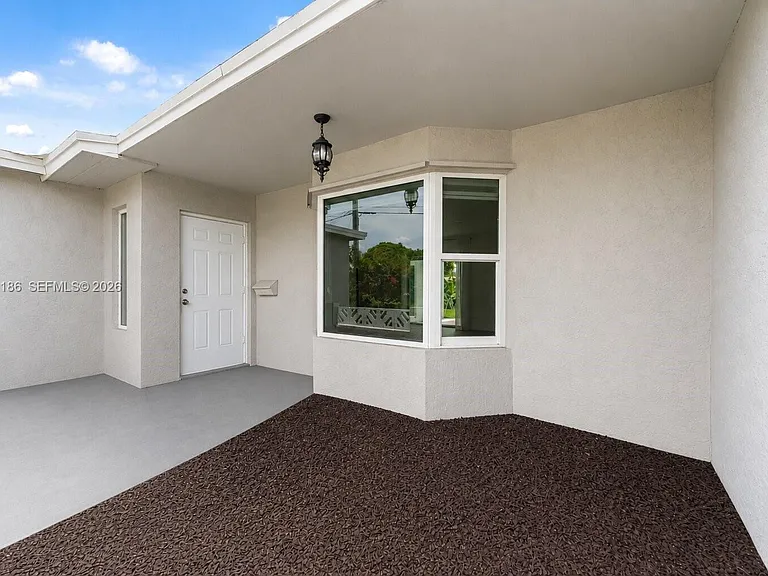 3192 NW 40th Ct — Photo 6