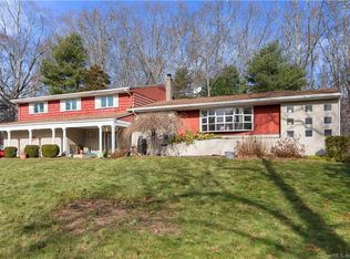 63 Briar Hill Rd, Norwich, CT 06360
