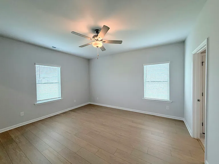131 Clift Creek Dr — Photo 17