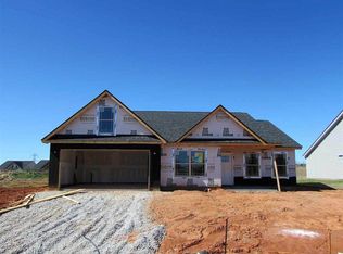 324 Meadowmoor Rd, Greer, SC 29651