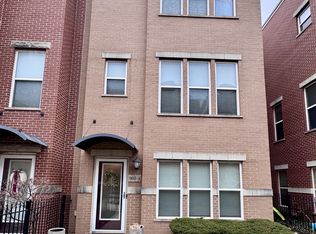 960 W 37th St UNIT 4, Chicago, IL 60609