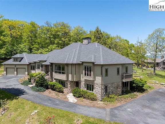 4th image of 577 Oak Ridge Road