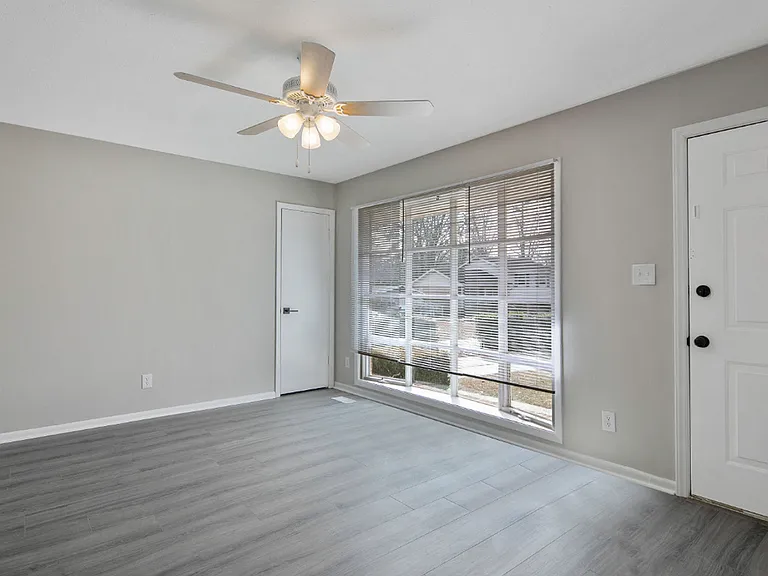 7252 Ainsley St — Photo 24