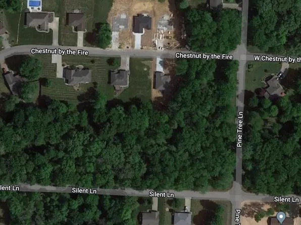 1070 W Silent Ln #32, Santa Claus, IN 47579