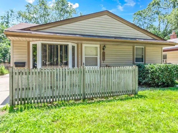 25077 Hopkins St, Dearborn Heights, MI 48125