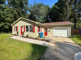 1133 Maplewood St, Beaverton, MI 48612