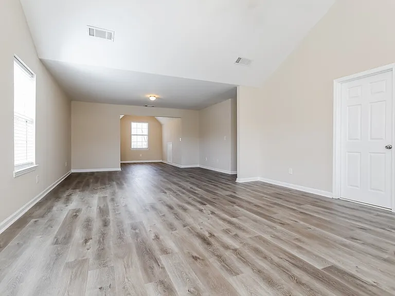 3752 Sunbridge Dr — Photo 8