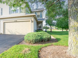 1798 N Wentworth Cir, Romeoville, IL 60446