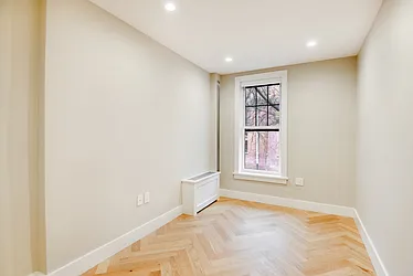 Rented by Akelius Real Estate Management