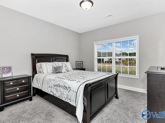 5th image of 60 Moore Farm Cir NW Unit 60