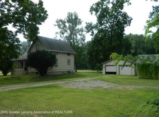 2437 N Eifert Rd, Holt, MI 48842